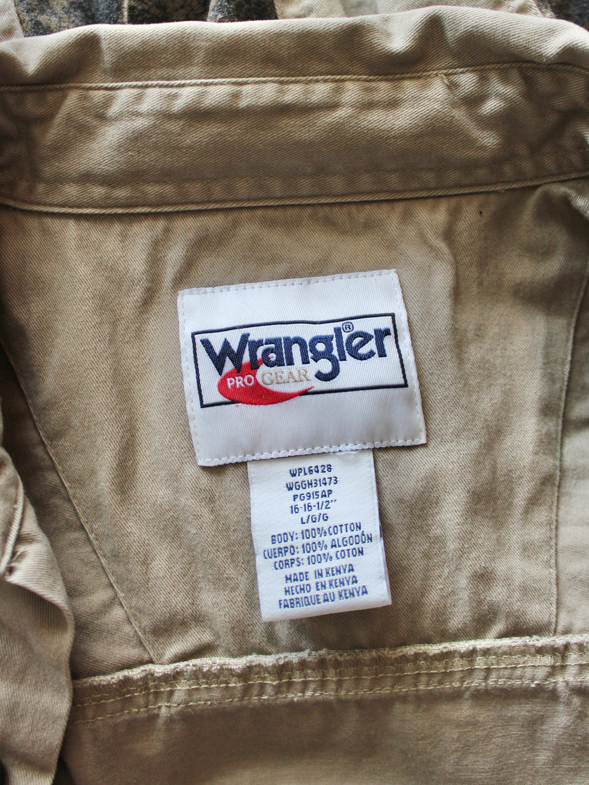 VINTAGE WRANGLER TAN + CAMO BUTTON-UP