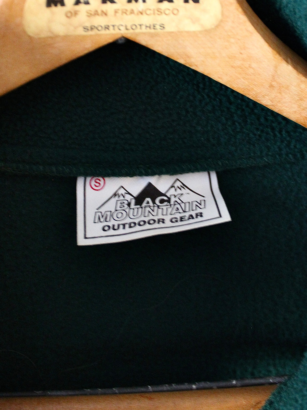 VINTAGE BLACK MOUNTAIN FLEECE ZIP UP