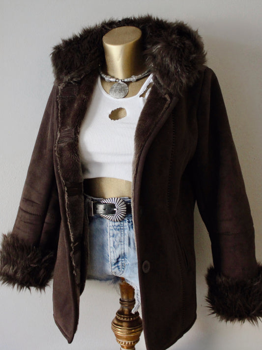 VINTAGE BROWN FUR-TRIM TEDDY COAT