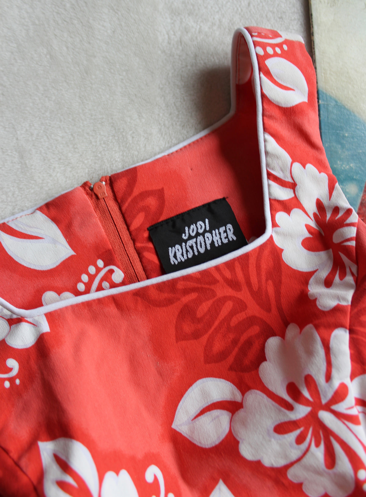 VINTAGE HAWAIIAN DRESS