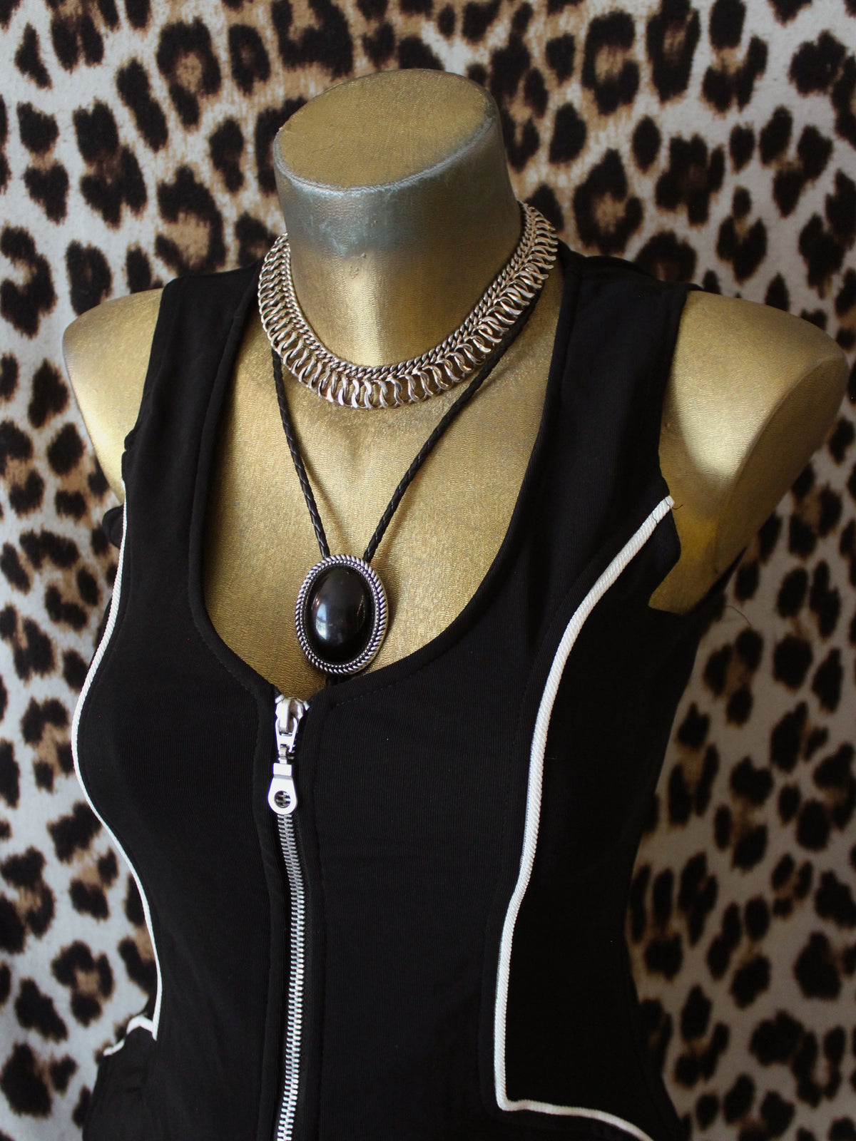 VINTAGE BLACK + WHITE VEST TOP