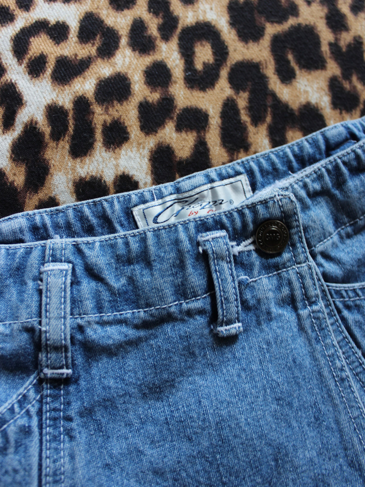 VINTAGE DENIM SKORT