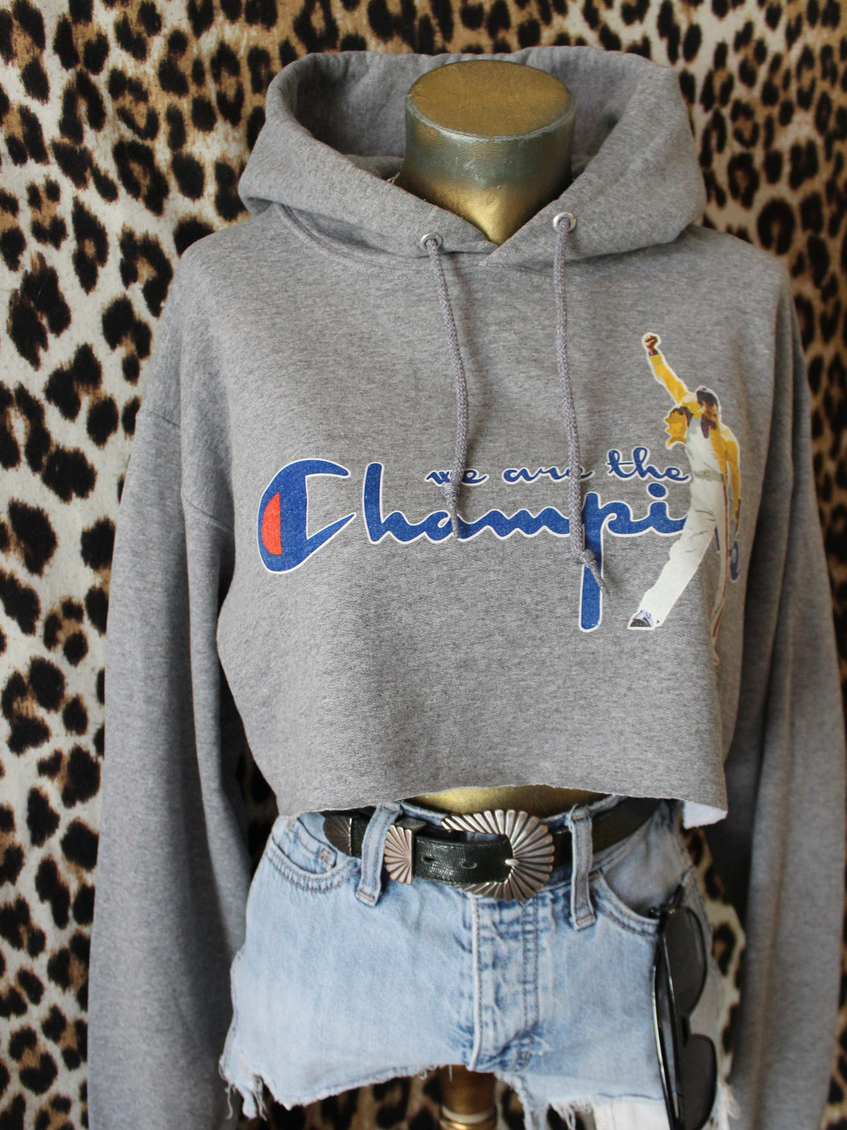 CROPPED FREDDIE MERCURY “WE ARE THE CHAMPIONS” HOODIE