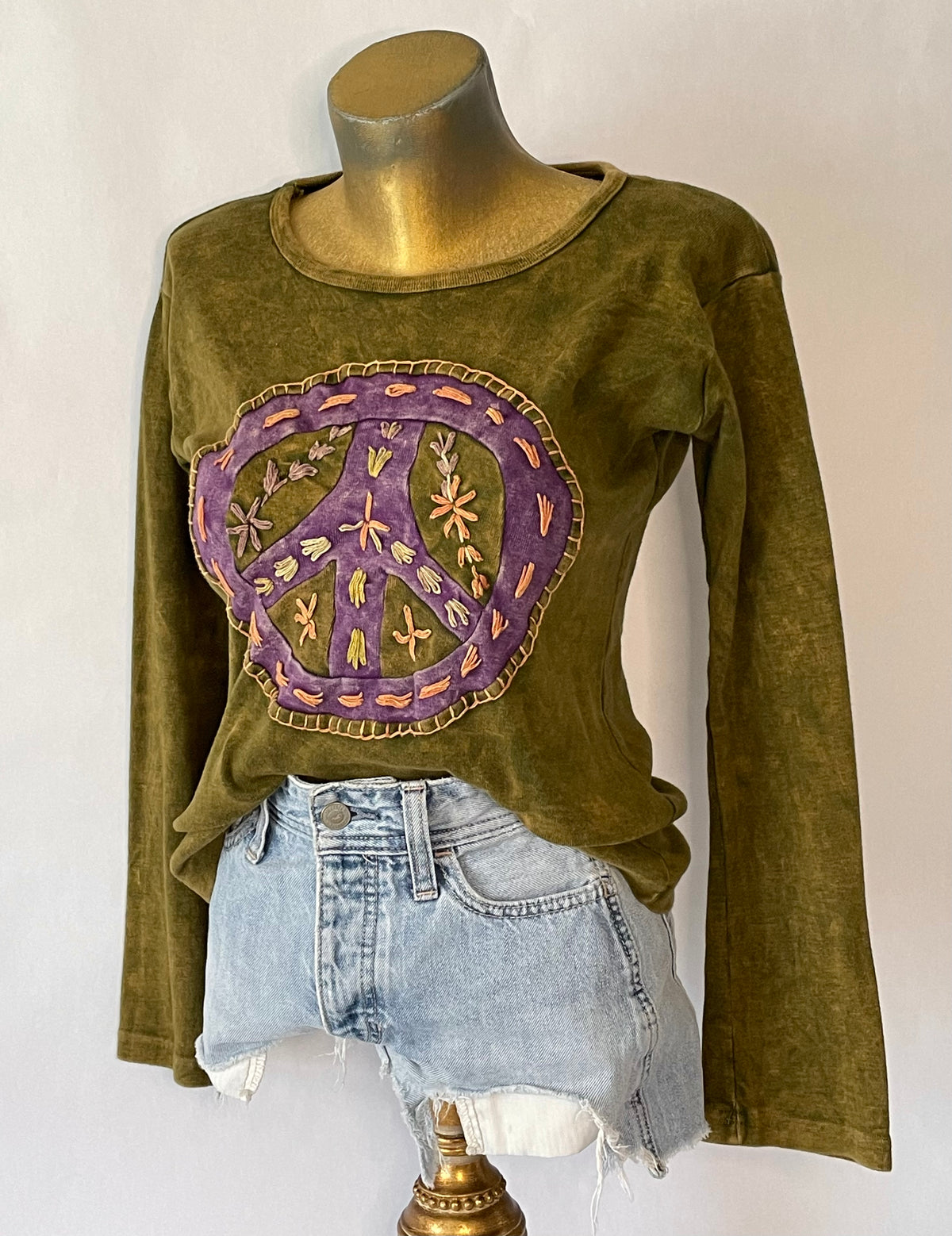 VINTAGE PEACE SHIRT