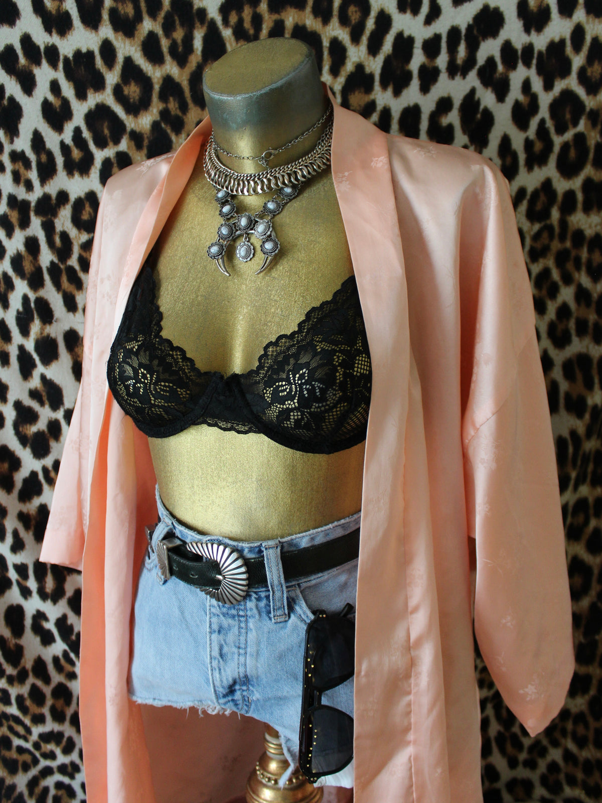 VINTAGE POWDER PINK KIMONO