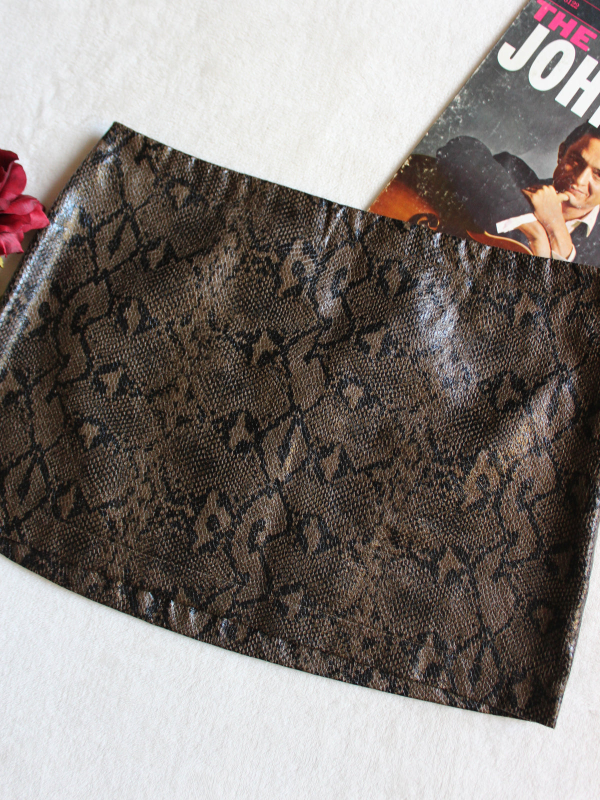 SNAKE PRINT MICRO SKIRT
