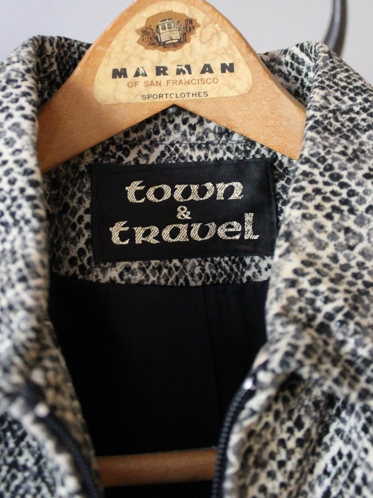 VINTAGE SNAKE PRINT JACKET