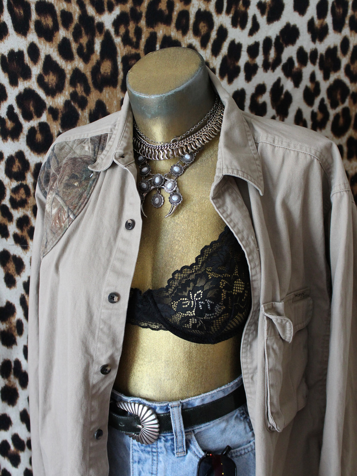 VINTAGE WRANGLER TAN + CAMO BUTTON-UP