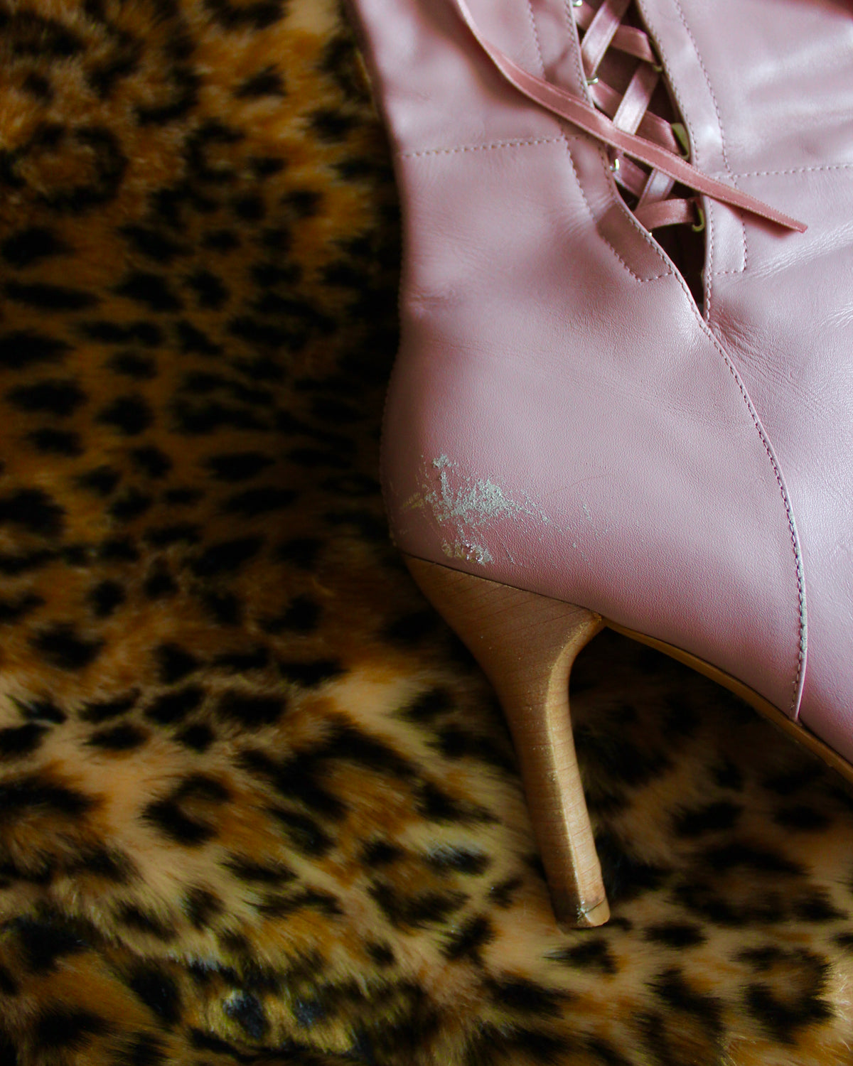 PINK LEATHER LACE-UP BOOTS