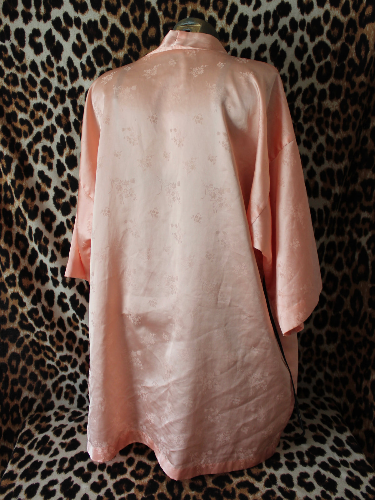 VINTAGE POWDER PINK KIMONO