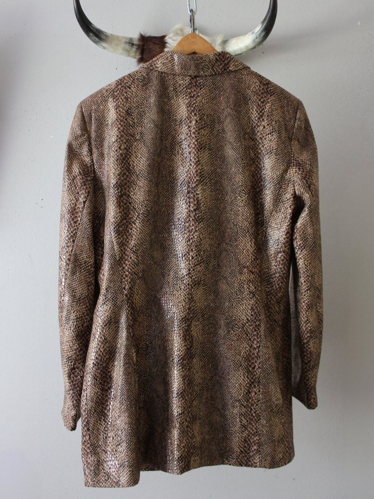 VINTAGE SNAKE PRINT BLAZER