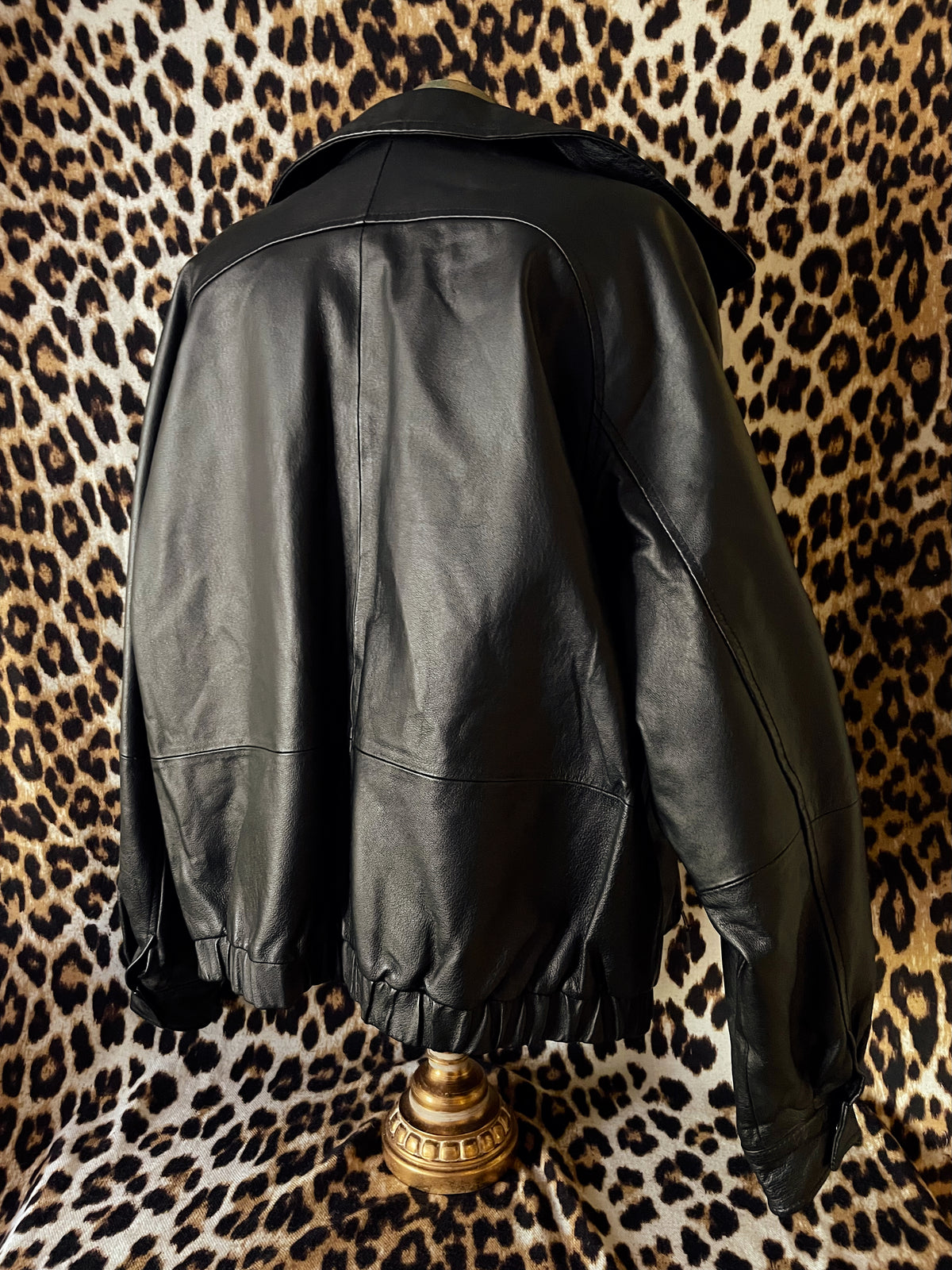 VINTAGE LEATHER BOMBER JACKET