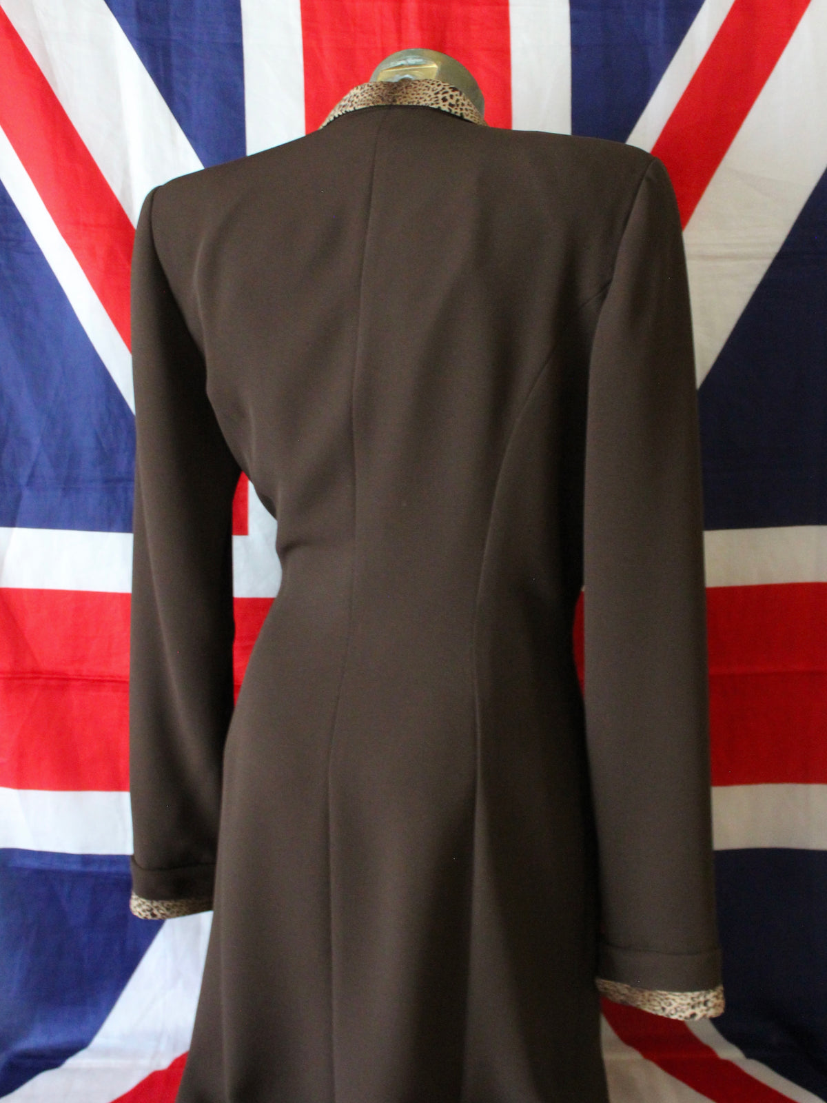 VINTAGE LONG LINE BLAZER JACKET W/ ANIMAL PRINT