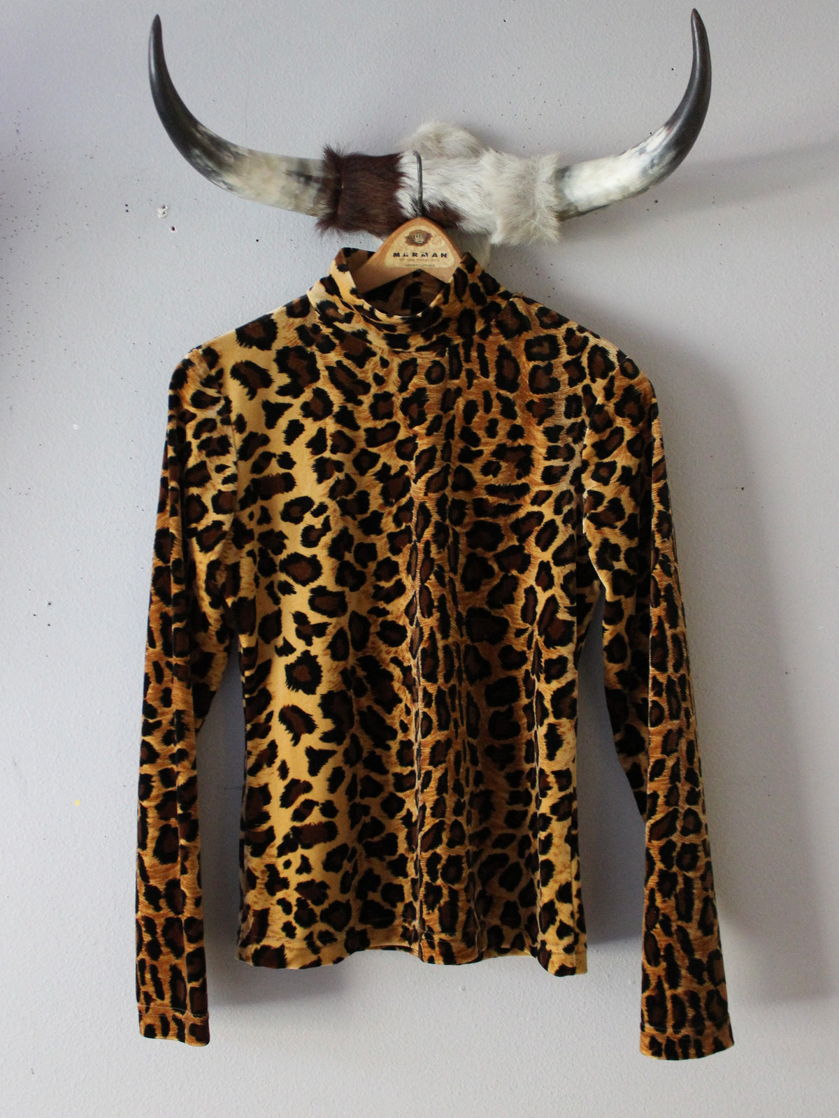 VINTAGE LEOPARD PRINT TURTLENECK