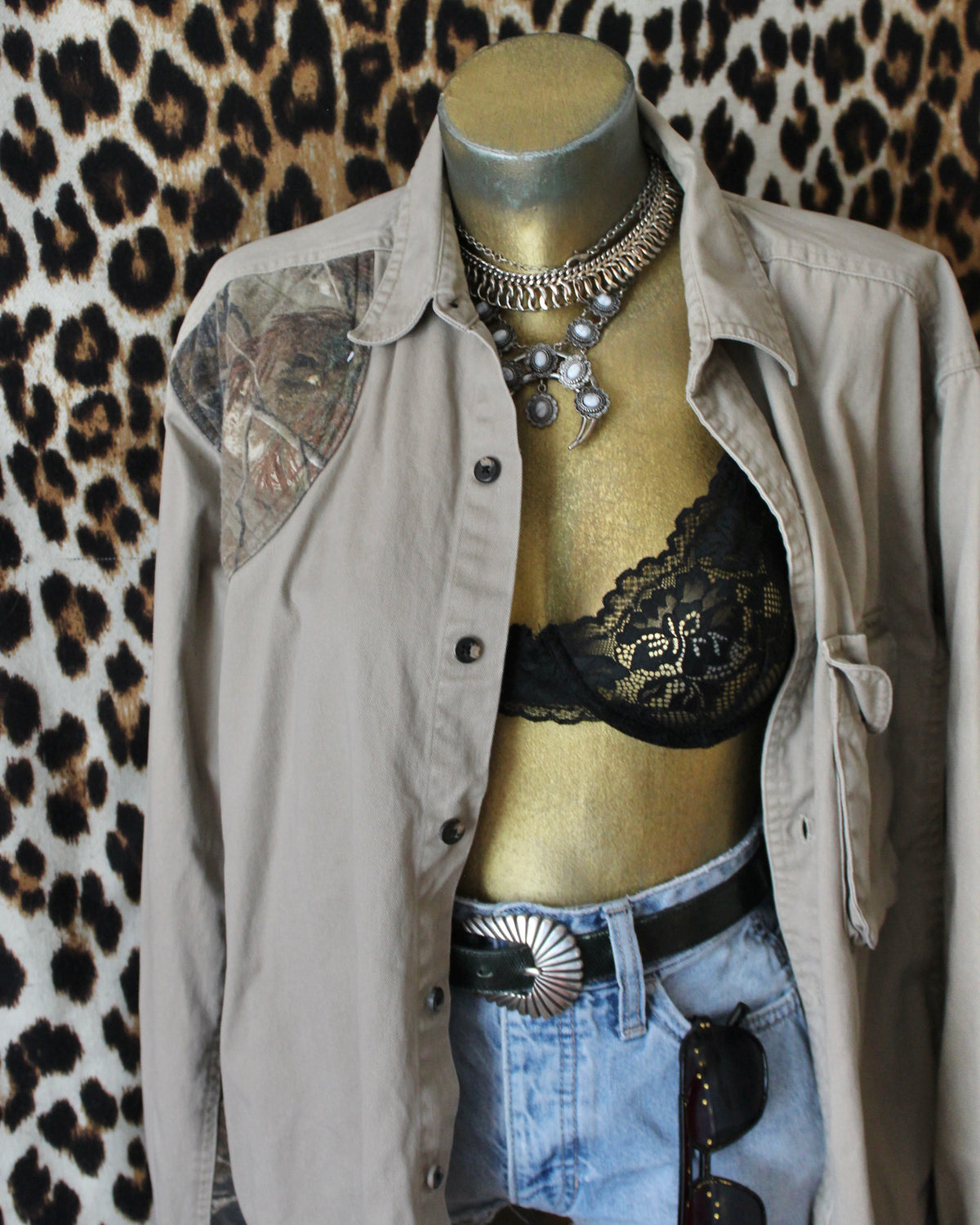 VINTAGE WRANGLER TAN + CAMO BUTTON-UP