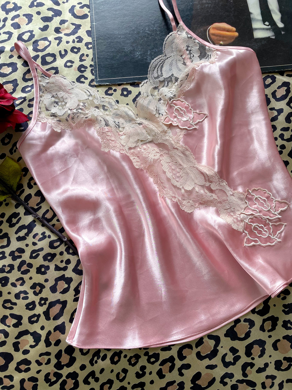 VINTAGE VICTORIA’S SECRET CHAMPAGNE PINK CAMI