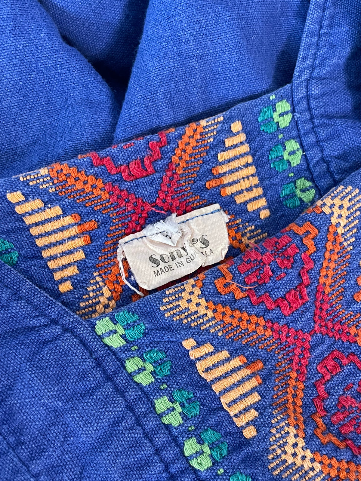 VINTAGE EMBROIDERED PEASANT TOP